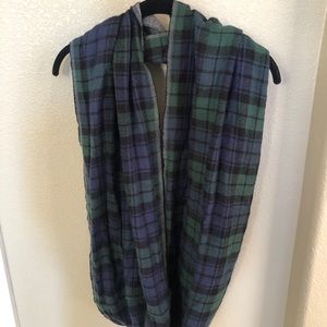 Loft Double Sided Circle Scarf Plaid & Herringbone
